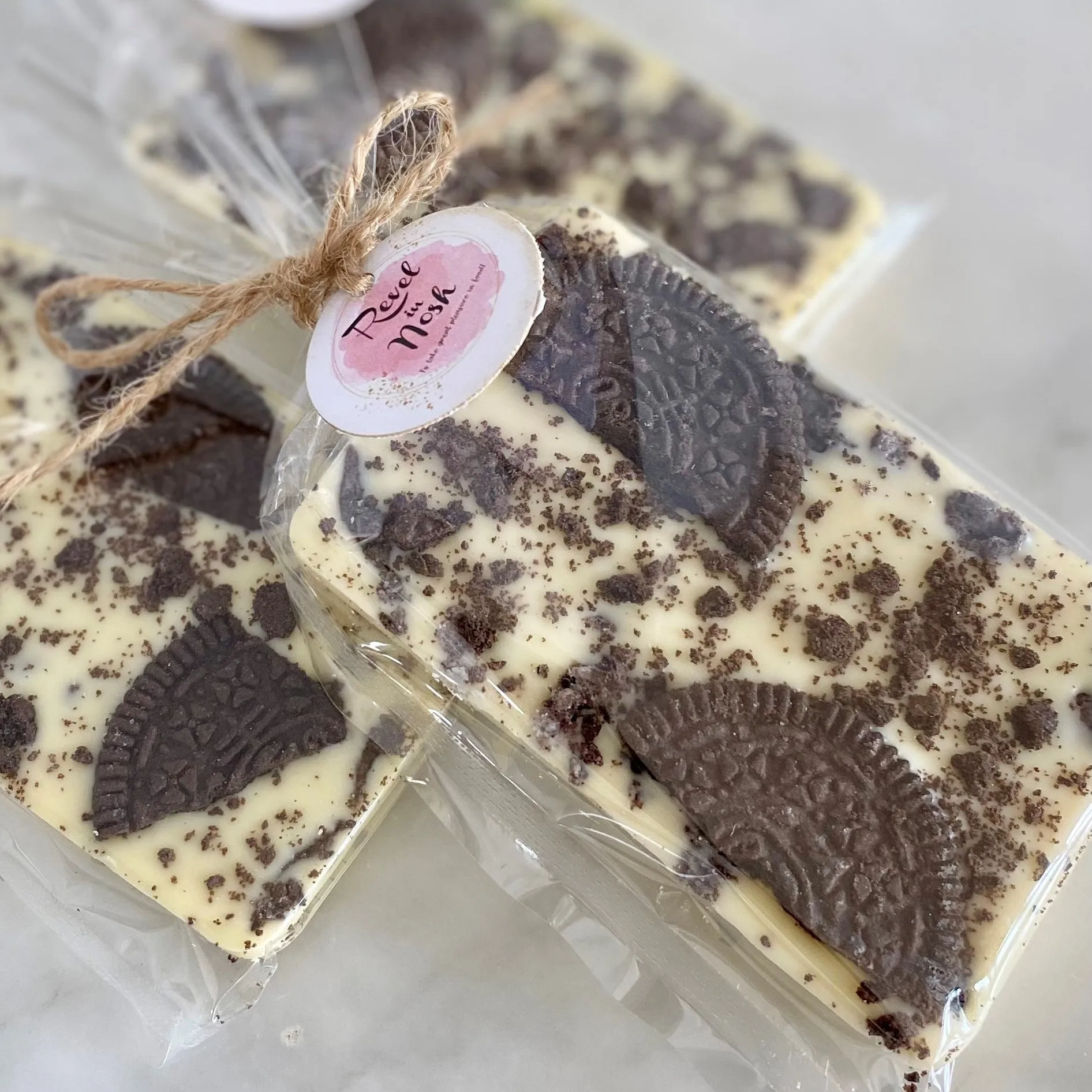 Cookie Crumb White Chocolate Bar